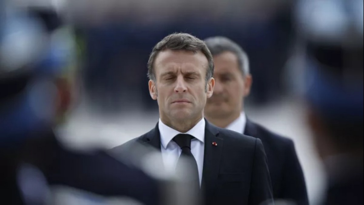 Macron, Putin'in Ukrayna'yı işgal ederek NATO'yu uyandırdığını savundu